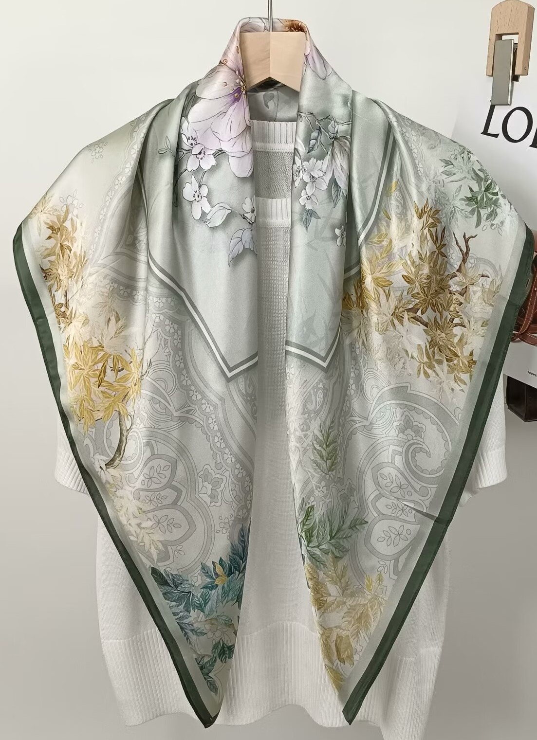 ผ้าพันคอไหมหม่อนพิมพ์ลายขนาด 9 - Scarf Silk Square บทวิจารณ์และราคา