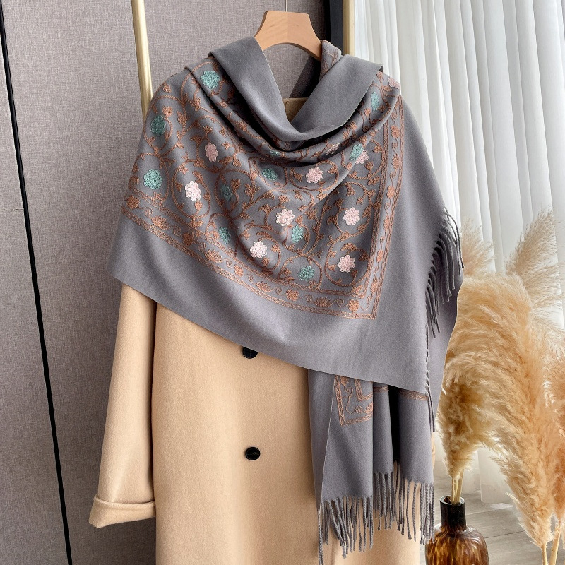 ผ้าพันคอแคชเมียร์ปักลายใหม่ปี  - Woven Scarf Blanket บทวิจารณ์และราคา
