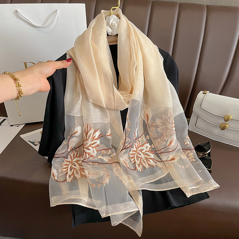 ผ้าพันคอไหมแท้สำหรับฤดูใบไม้ผล - Woven Scarf Blanket บทวิจารณ์และราคา